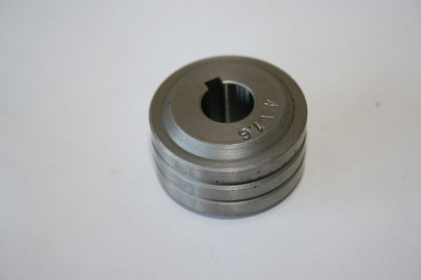 Rodillo de alimentación ELMAG 1,2/1,6 mm para ETP 220 SynPuls y EMS 1725 (Ø exterior 30 mm/Ø interior 10 mm, 18 mm de ancho) para aluminio, HA 'HALF ROUND GROOVE', 54784