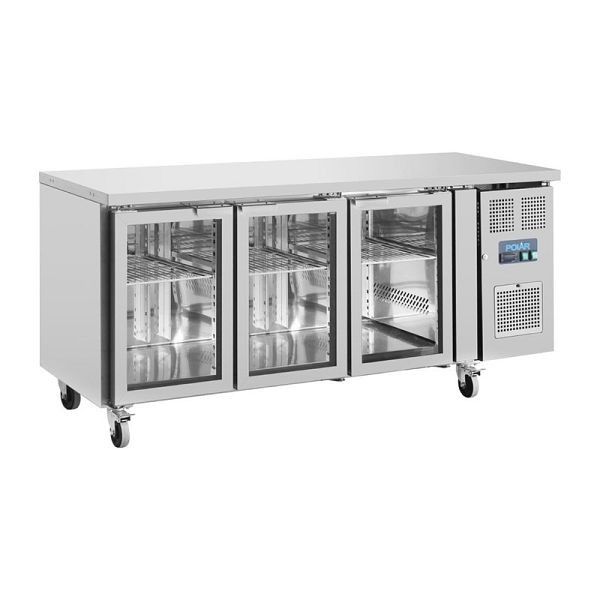 Refrigerador de encimera de 3 puertas Polar U Series con puertas de vidrio, UA024