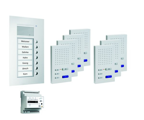 Sistema de control de puerta TCS audio: paquete UP para 7 unidades residenciales, con estación exterior PUK 7 botones de timbre, 7 altavoces manos libres ISW3030, unidad de control BVS20, PPUF07-EN / 02