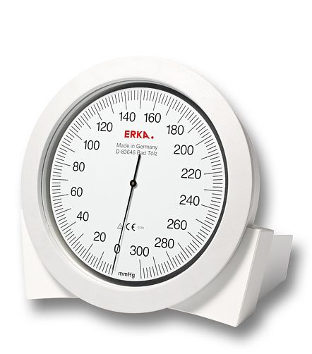 Monitor de presión arterial ERKA modelo de mesa (con cesta para manguitos en la parte posterior) con manguito Vario, tamaño: 27-35 cm, 285.20481